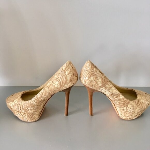 Report Signature Cream Lace embroidery Platform heel size 7.5 - Picture 3 of 12